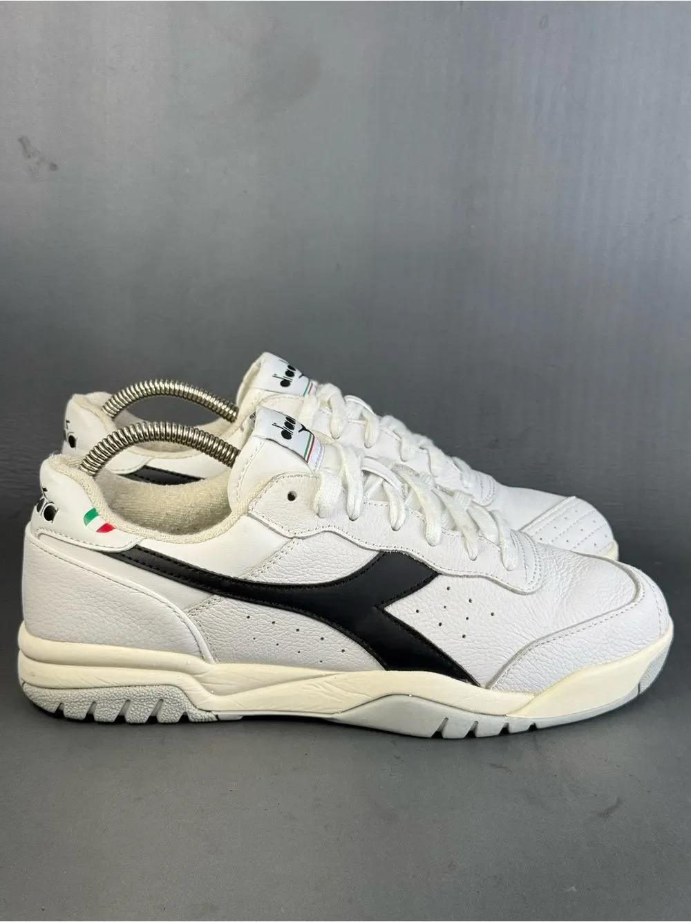 Diadora Maverick H.O.C. Sneaker shoes men’s size 8.5 (women’s 10.5)